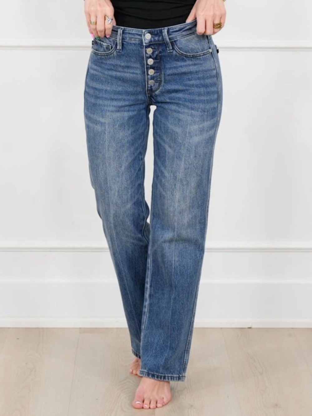Judy Blue Mid-Rise Med Wash Button-Fly Rigid Magic Slim Straight Leg Jeans - Picture 2 of 13